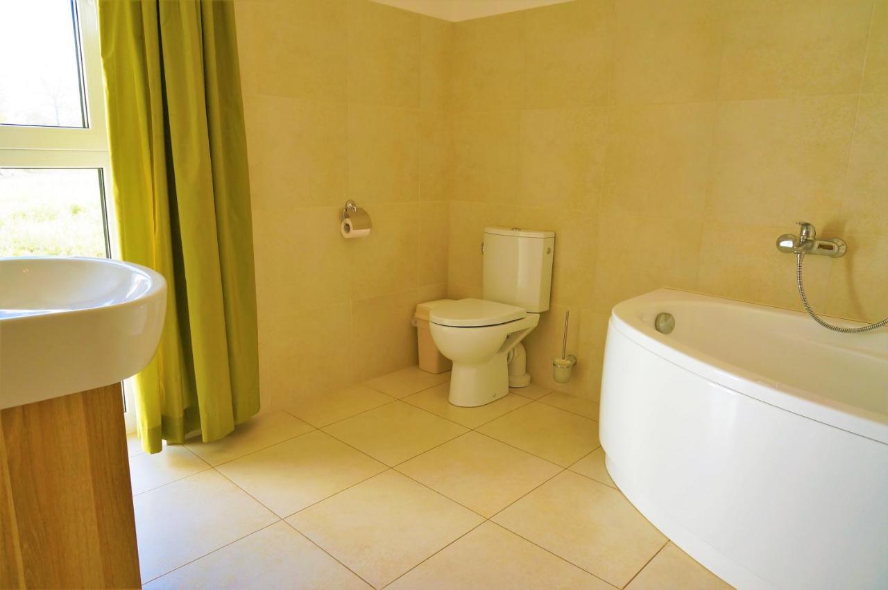 بالانغا Smelio Vila Apartments المظهر الخارجي الصورة